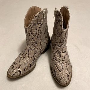 Cowboy boots